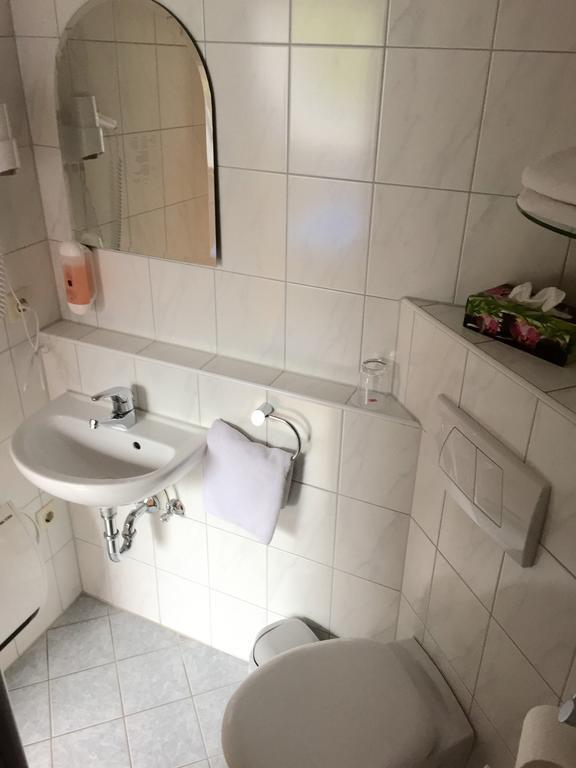 ลันด์กาสท์โฮฟ ไฟล์ Hotel Oberwiesenacker ห้อง รูปภาพ